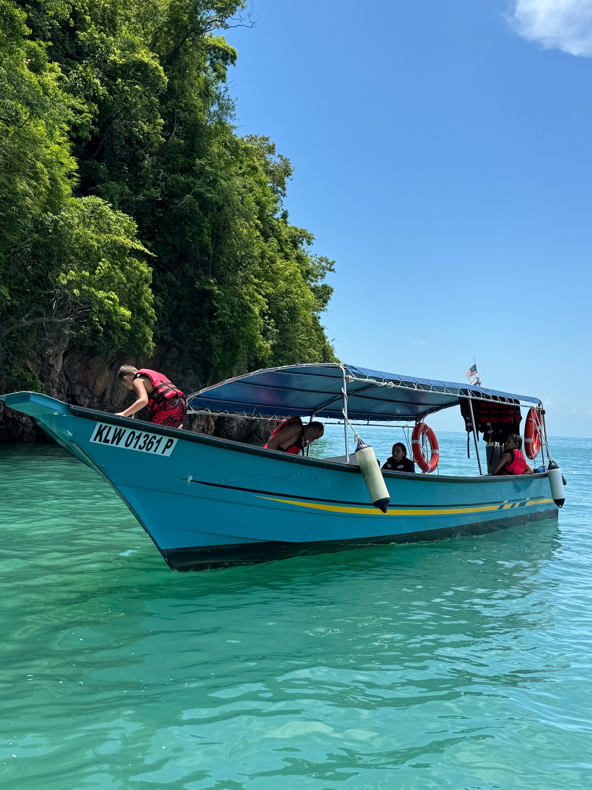 Mangrove Tour Langkawi – Kilim Geoforest Park (Private Boat) Package C